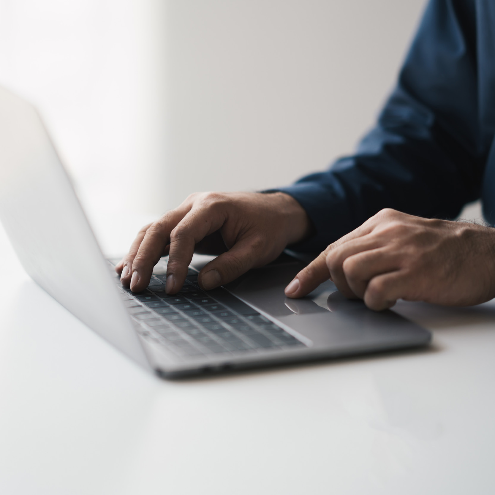 Technology & telecommunications