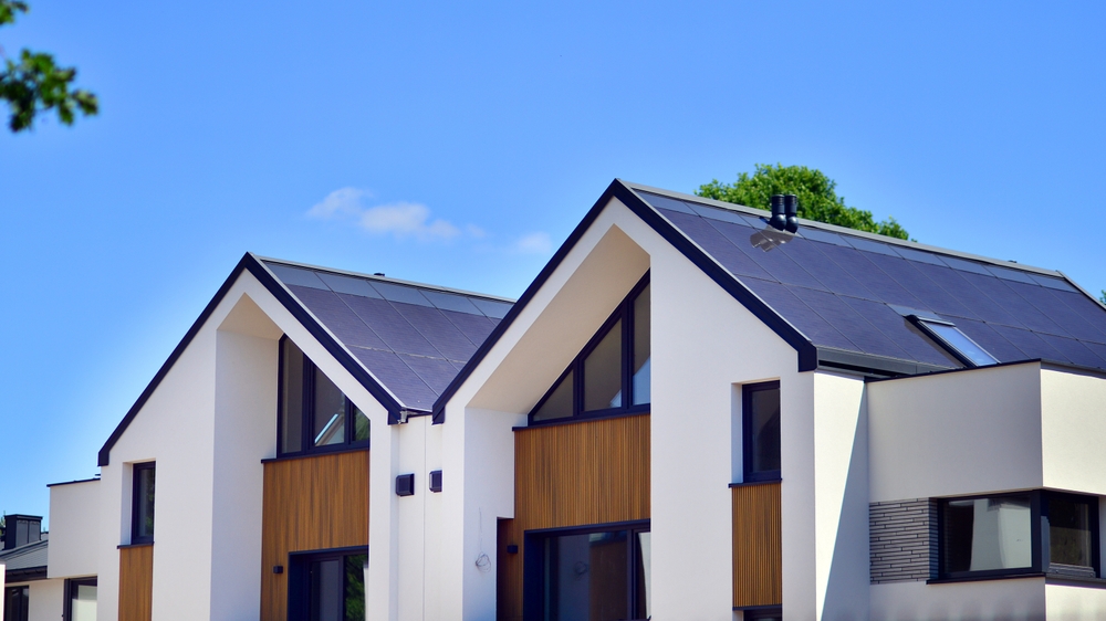 When is a real estate agent lawfully entitled to commission? What is required to "effectively introduce" a purchaser?